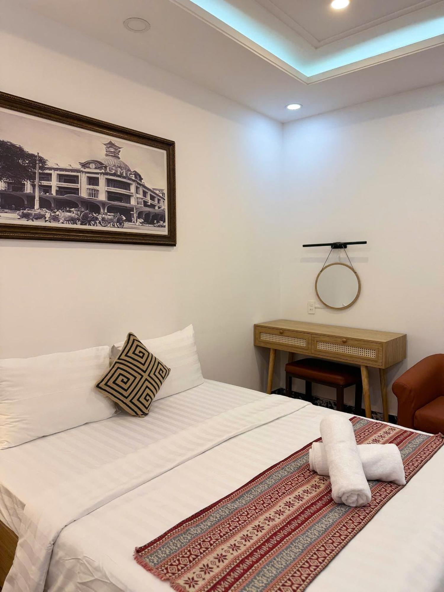 Atus Boutique - TP. Hồ Chí Minh